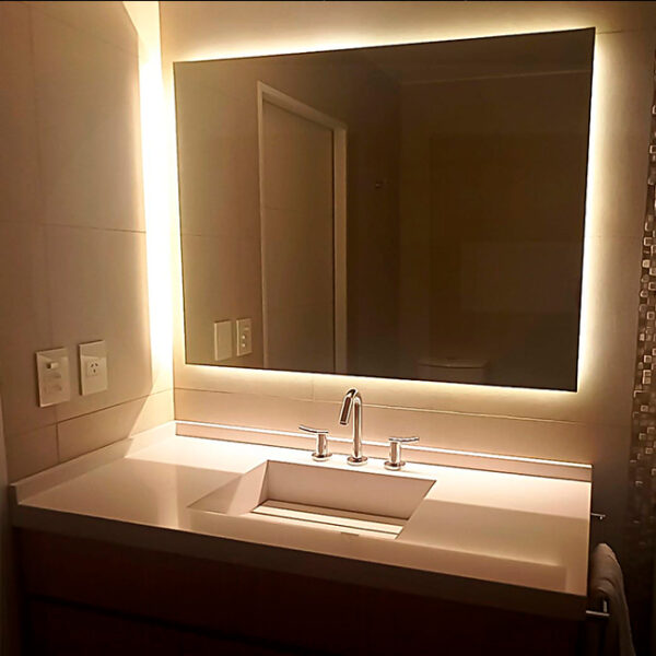 Espejo Rectangular Con Bordes Pulido con Bisel 1000 x 600 cpn led Touch Marca Reflejar