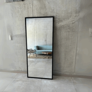Espejo rectangular con marco de hierro, medidas: 1200 x 800mm
