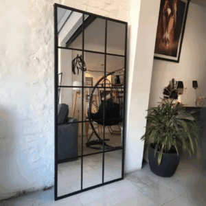 Espejo repartido ventana con marco de hierro, medidas: 1000 x 1000mm